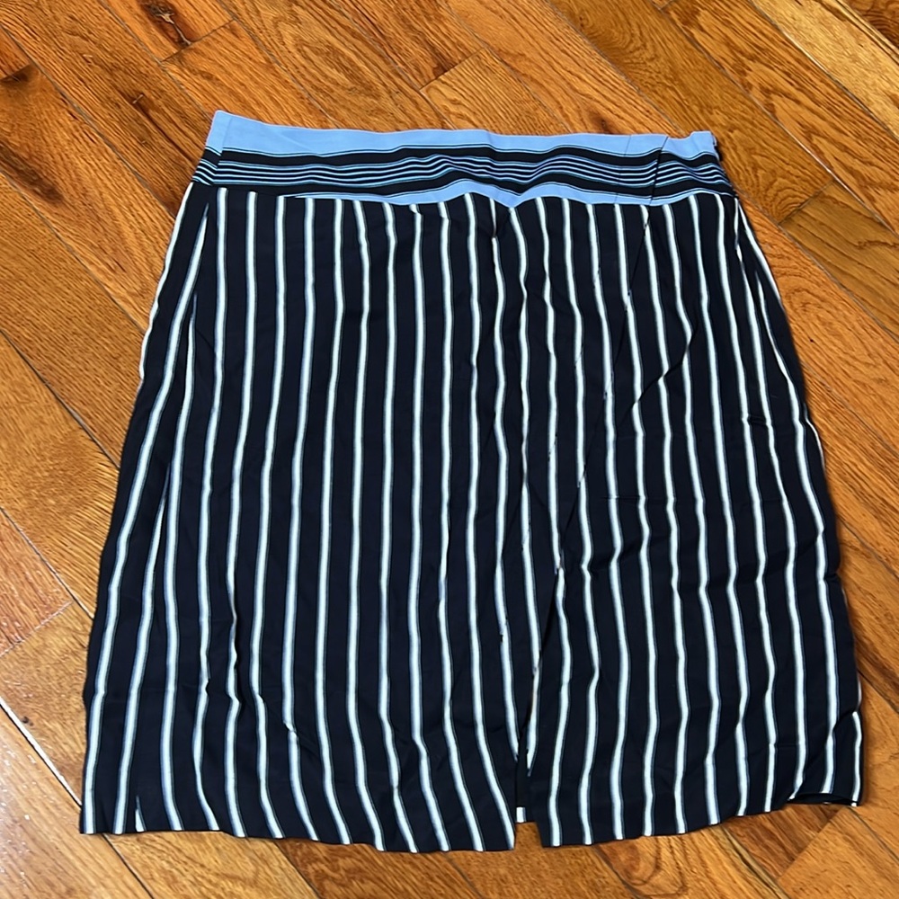NWT LOFT BLUE STRIPED SKIRT SIZE 14
